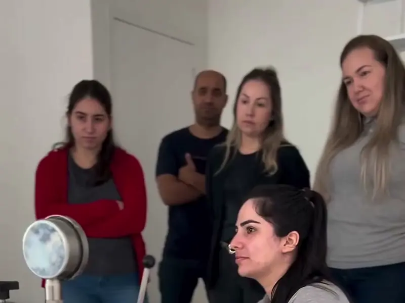 Treinamento prático de NR-13 com o equipamento de teste de manômetros